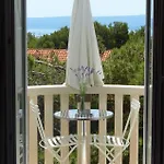 Appartamento By The Sea Bol, Brac - 2904 *