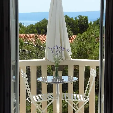 Appartement By The Sea Bol, Brac - 2904 *